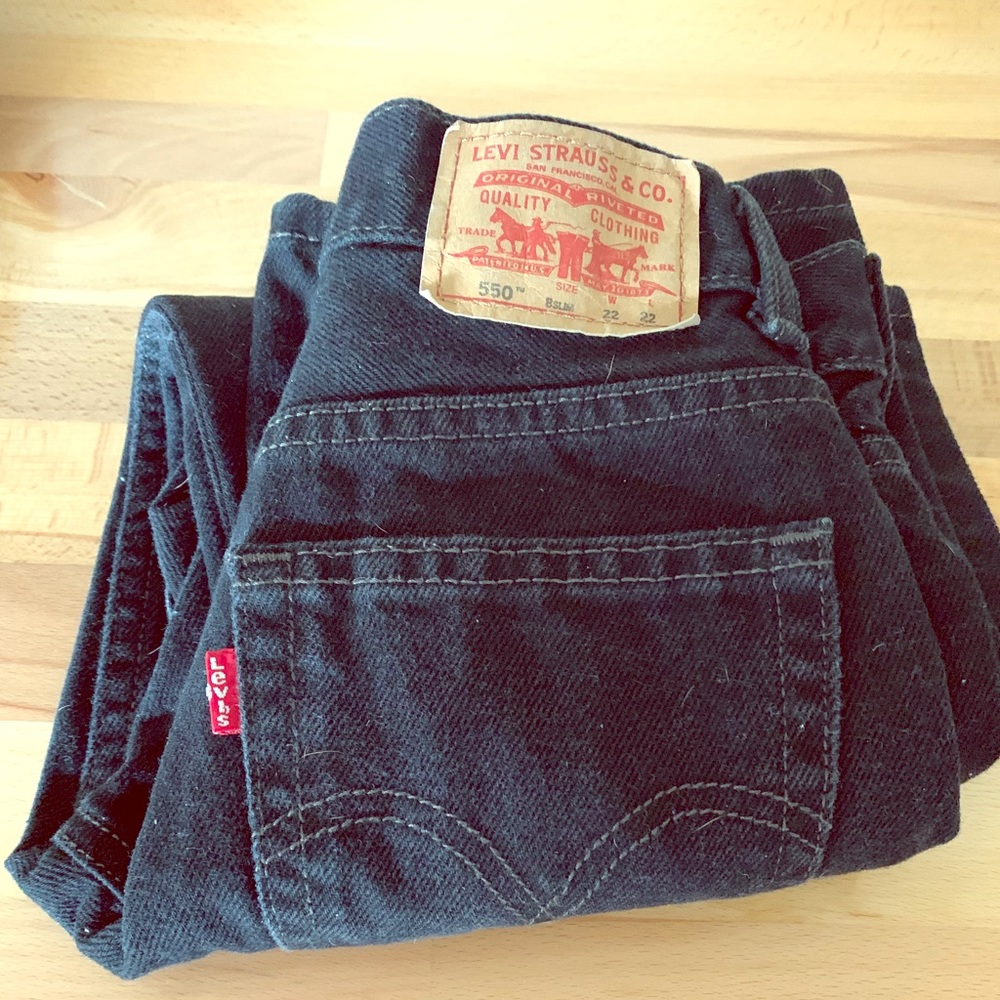 Boy’s black Levi’s size 8.